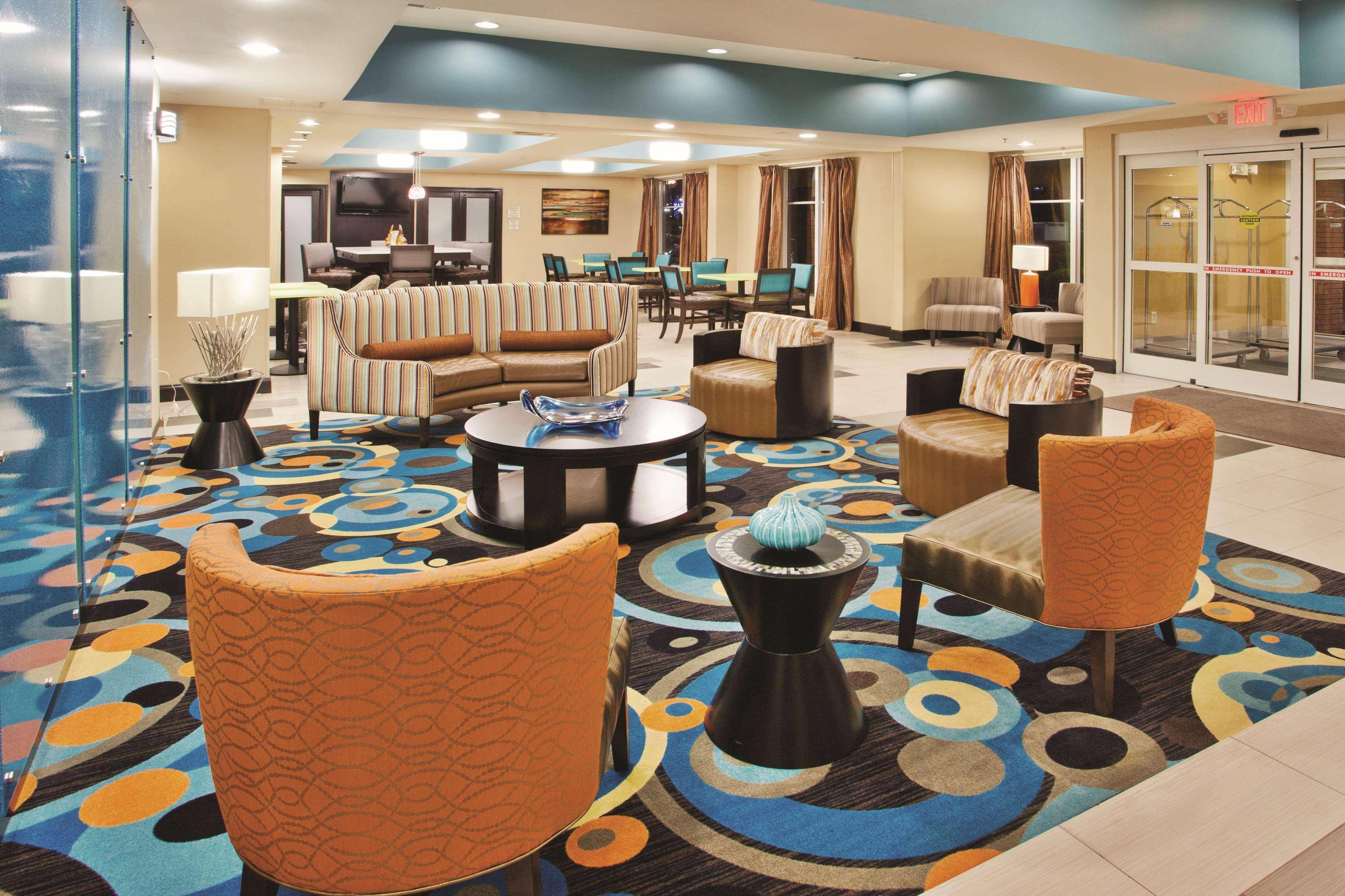 La Quinta By Wyndham Oxford - Anniston Hotel Kültér fotó