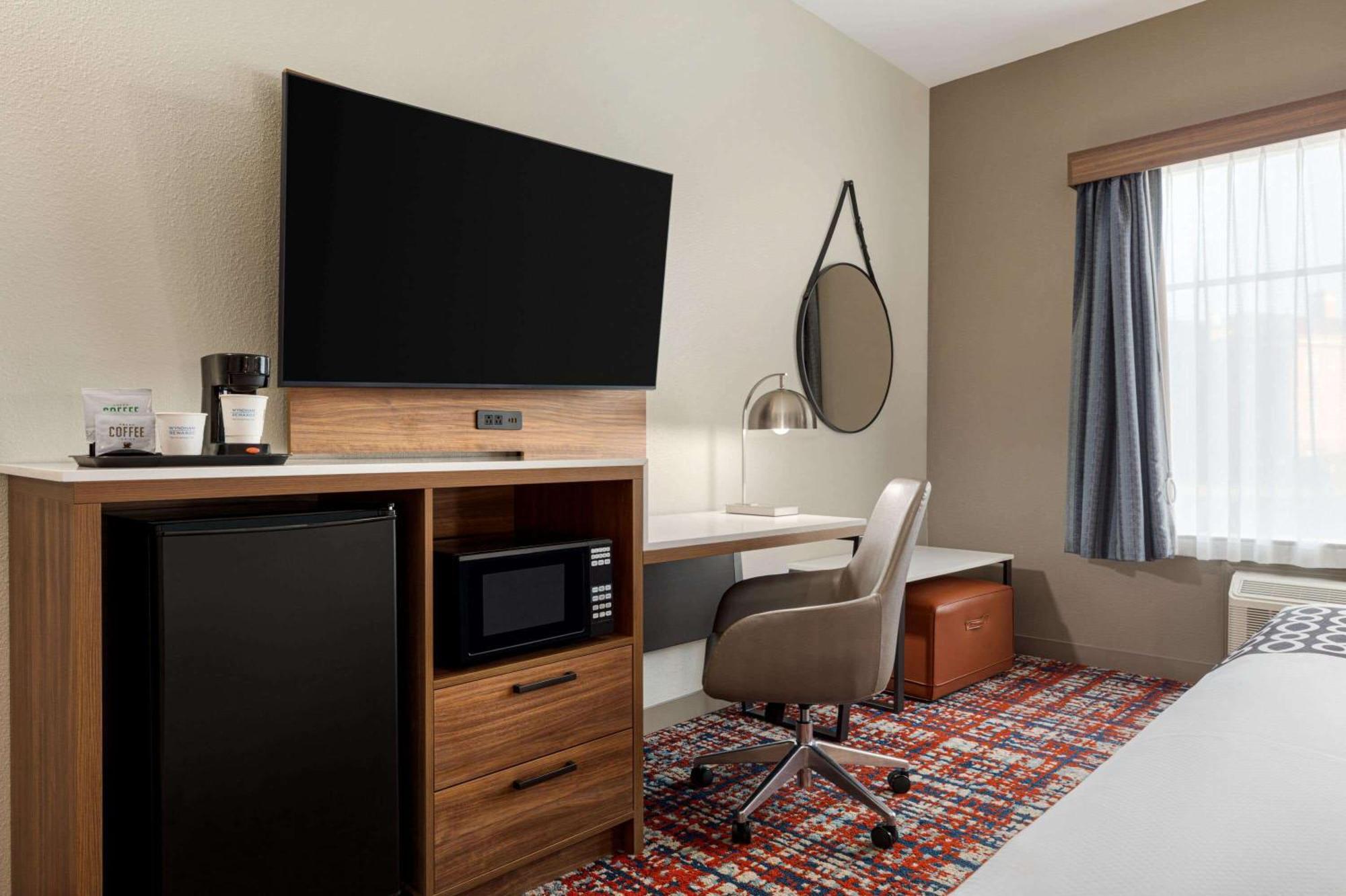 La Quinta By Wyndham Oxford - Anniston Hotel Kültér fotó