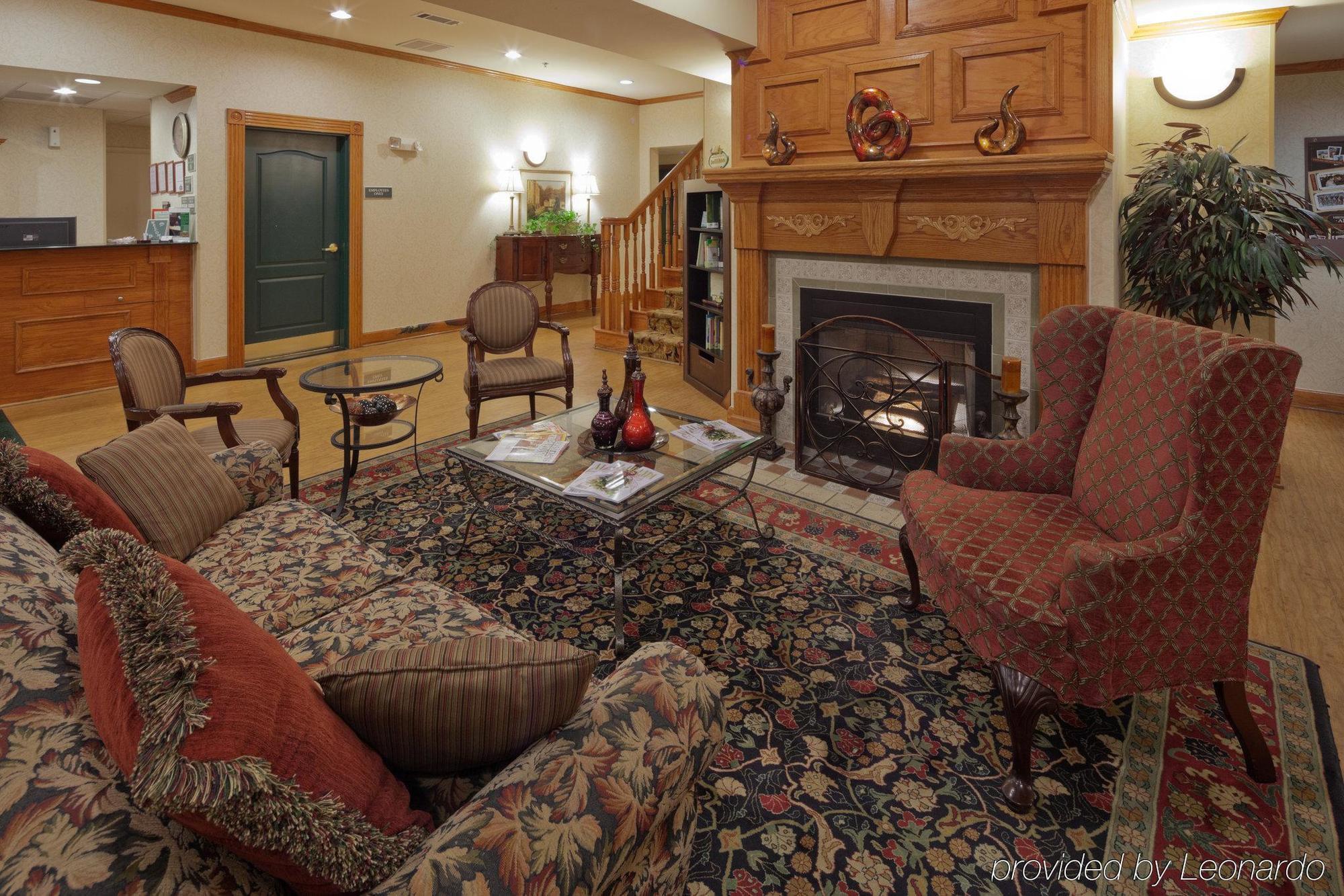 La Quinta By Wyndham Oxford - Anniston Hotel Beltér fotó